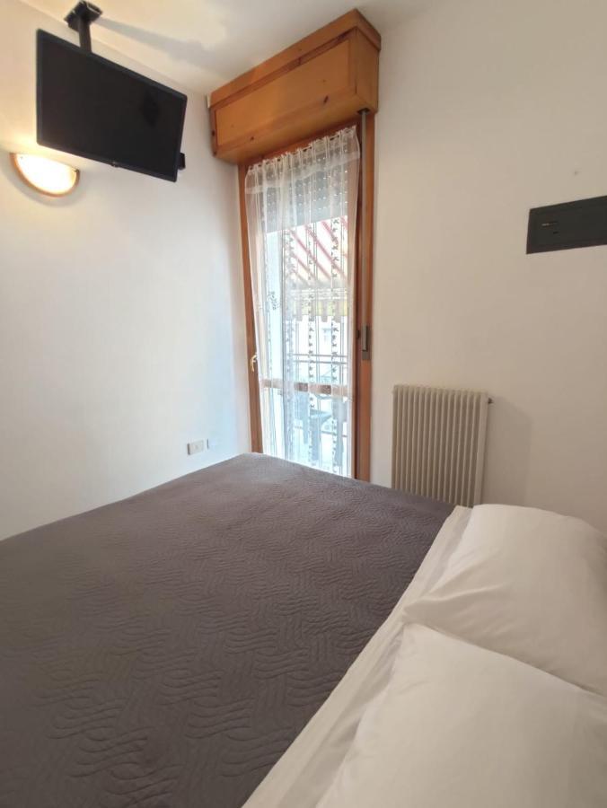 Apartment Bafile 18 - Piazza Marconi - - 50 Mt Dal Mare